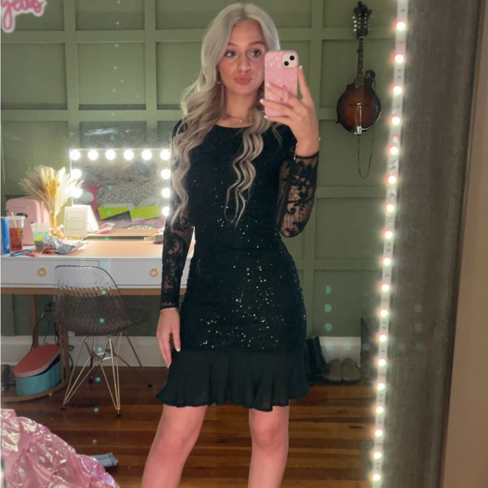 Elegant Black Lace Dress